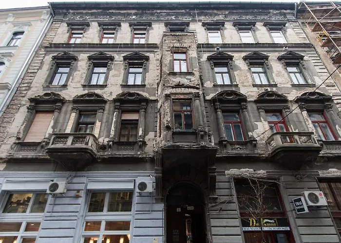 Real Apartments Klauzal II